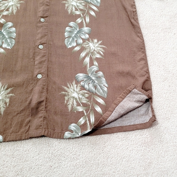 Croft & Barrow Hawaiian Camp Shirt Mens Size Large Brown Floral Button Up Rayon - Picture 4 of 9